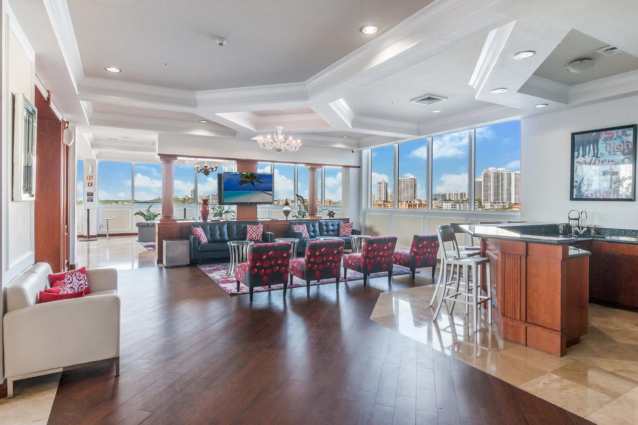 Global Luxury Suites In Sunny Isles Doral Bilik gambar