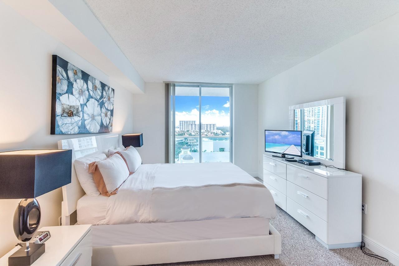 Global Luxury Suites In Sunny Isles Doral Bilik gambar