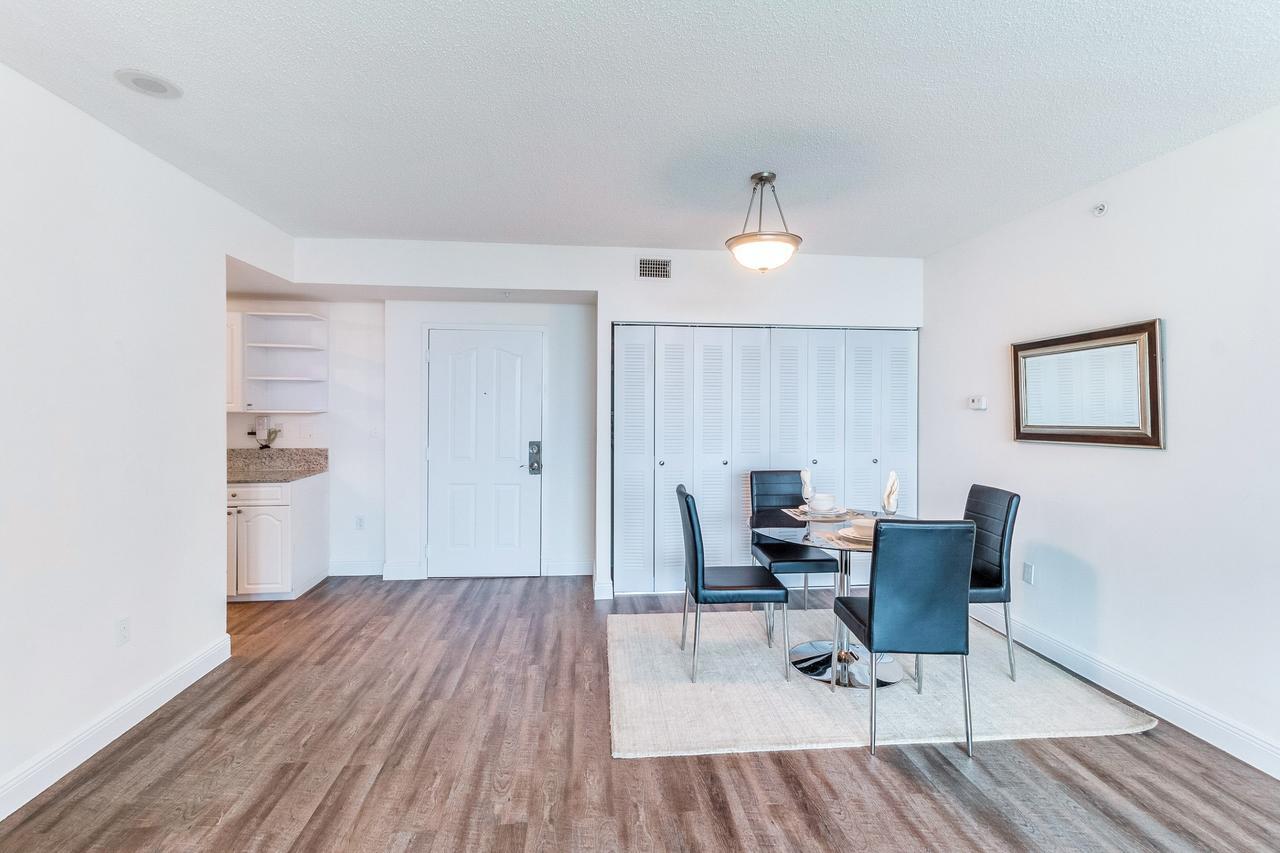 Global Luxury Suites In Sunny Isles Doral Bilik gambar